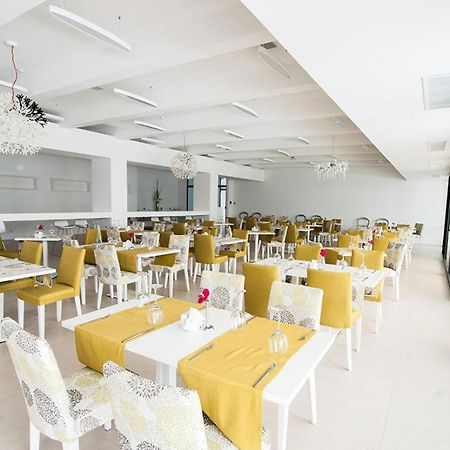 Hotel Favorit Venus Bagian luar foto