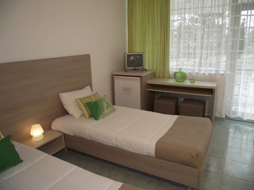 Hotel Favorit Venus Bagian luar foto