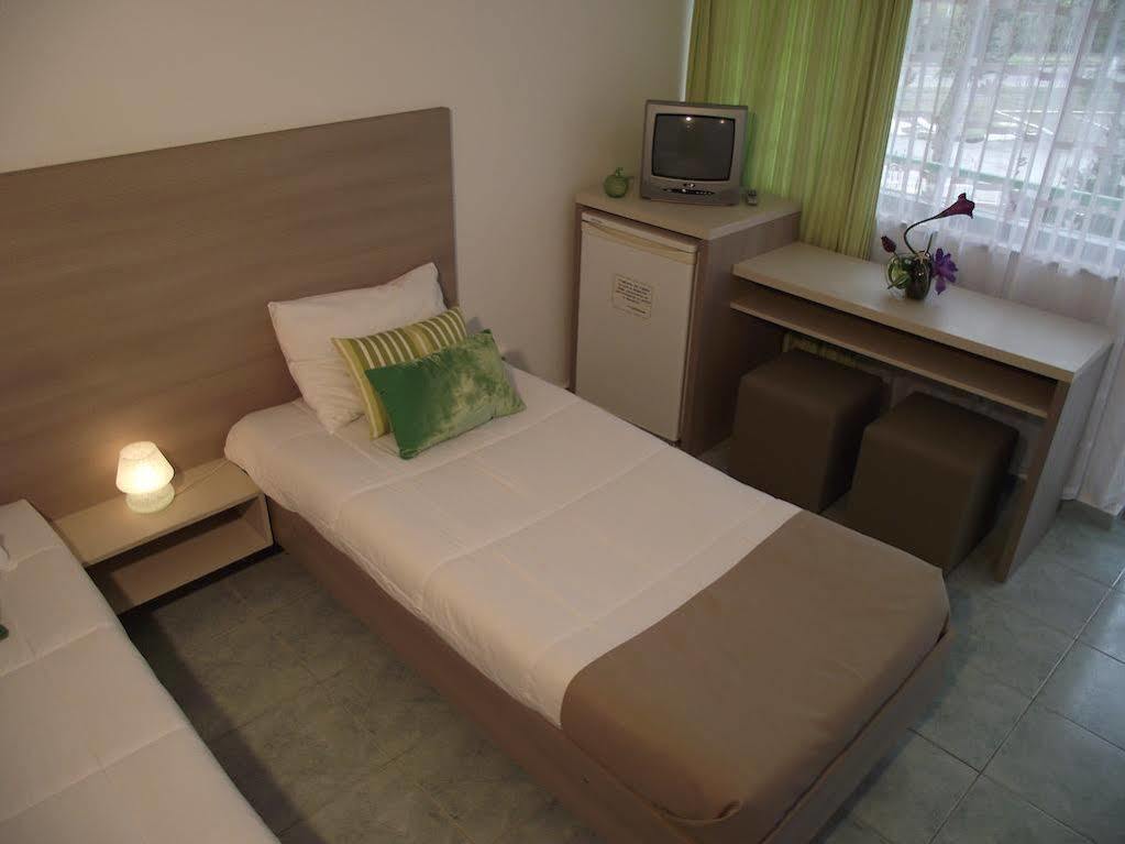 Hotel Favorit Venus Bagian luar foto