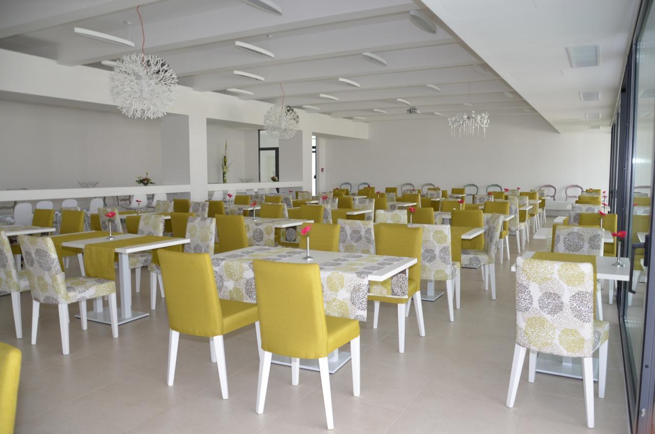 Hotel Favorit Venus Bagian luar foto